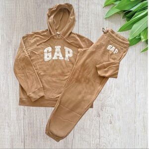 GAP Women’s 2PC Pullover Hoodie & Sweatpants Set in Tan, Medium